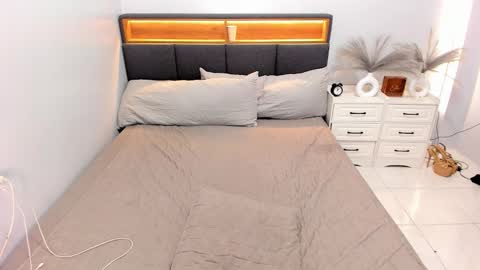 SINGLE PO online show from 02-17-26, 04:09