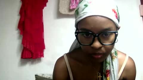 ellah245 online show from 02-02-26, 02:54