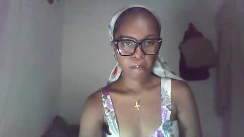 ellah245 online show from 02-16-26, 01:18