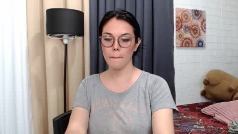 Snapshot of ellahollywood1818 chatting on 09-09-25, 07:08 CINDERELLA online show from 09-09-25, 07:08