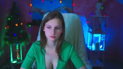 Ella online show from 12-10-24, 12:38