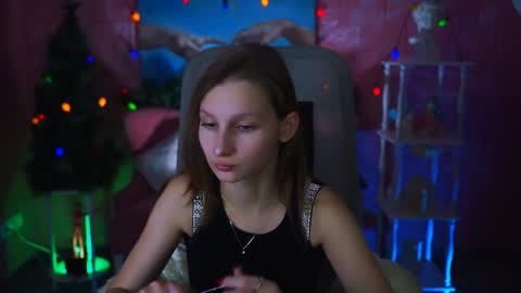 Ella online show from 01-08-25, 05:27