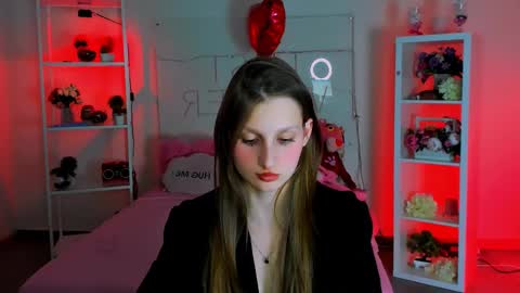 Ella online show from 02-27-25, 06:09
