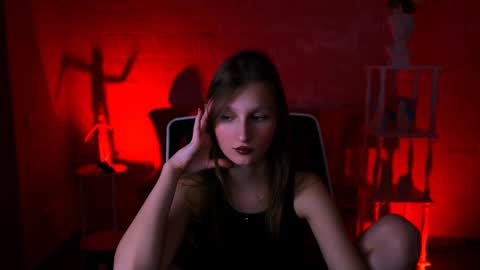 Ella online show from 03-12-25, 01:51