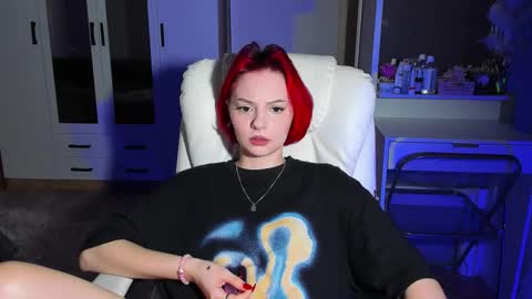 Snapshot of ellales chatting on 09-12-25, 09:20 ellales online show from 09-12-25, 09:20