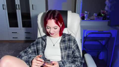 ellales online show from 12-16-25, 09:47