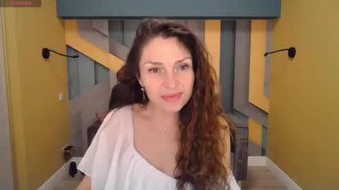 Snapshot of ellalongs chatting on 01-18-25, 12:26 EllaLongs online show from 01-18-25, 12:26