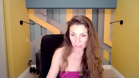 EllaLongs online show from 02-13-25, 03:35