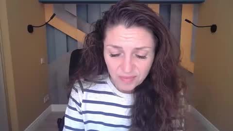 EllaLongs online show from 12-02-25, 12:32