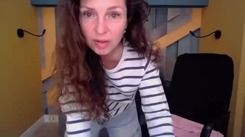 EllaLongs online show from 04-03-26, 11:30