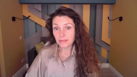 Snapshot of ellalongs chatting on 07-15-26, 11:48 EllaLongs online show from 07-15-26, 11:48