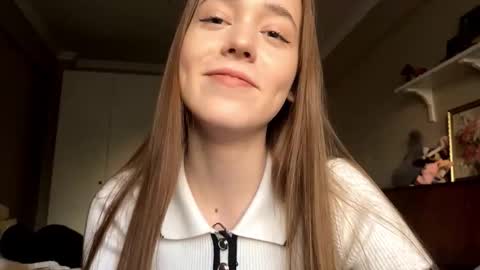 Ella online show from 09-12-25, 03:12