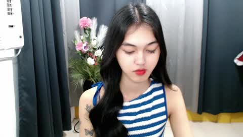 Snapshot of ellamiller69 chatting on 07-08-26, 06:12 ELLA online show from 07-08-26, 06:12