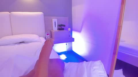 Ella online show from 01-24-25, 10:43