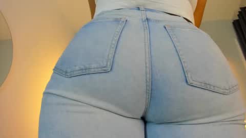 Ella online show from 11-13-25, 10:36