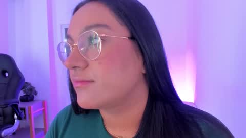 Ella online show from 12-19-25, 12:12