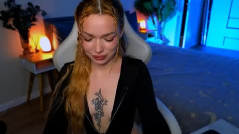 Ella online show from 05-24-26, 06:29