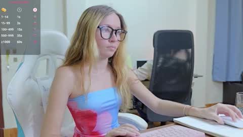 Snapshot of ellcrys chatting on 09-18-25, 09:50 im Elsa lets go Subscribe to my OF and Youtube -35 online show from 09-18-25, 09:50