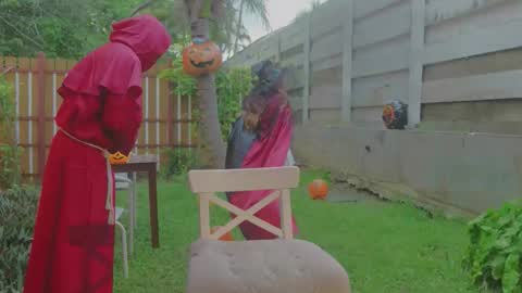 Snapshot of ellcrys chatting on 10-31-25, 11:50 im Elsa lets go Subscribe to my OF and Youtube -35 online show from 10-31-25, 11:50