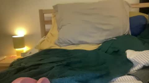 Snapshot of ellehendrix chatting on 01-08-26, 01:41 ellehendrix online show from 01-08-26, 01:41