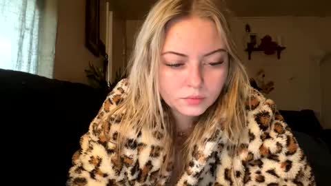 ellejess online show from 02-26-26, 04:39