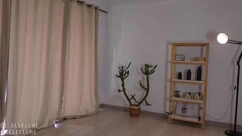 Linda Restrepo online show from 01-23-25, 08:02