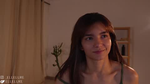 Linda Restrepo online show from 01-31-25, 04:14