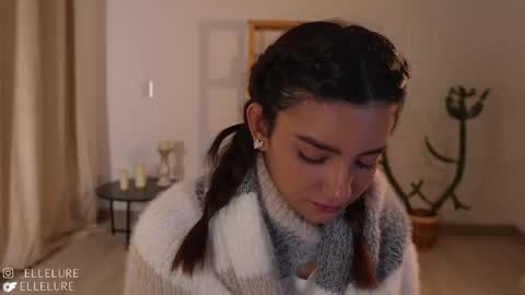 Linda Restrepo online show from 02-23-25, 12:41