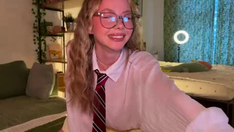 Ellie  --- Ill see you either on Friday or Saturday and definitely on Sunday  online show from 04-25-26, 04:37