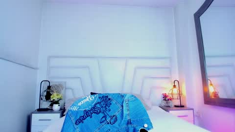  Ellie   online show from 02-03-25, 03:27