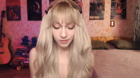 ellie_friendly online show from 02-02-25, 12:09