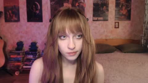 ellie_friendly online show from 04-10-26, 02:22