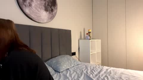 Ellie online show from 09-17-25, 07:10