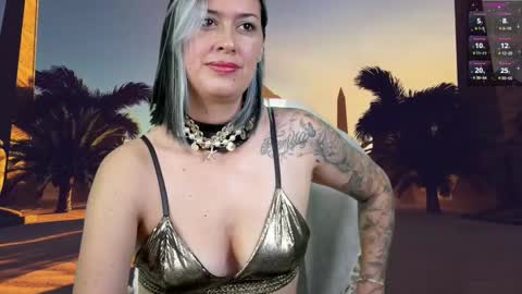 Snapshot of ellie_ramos chatting on 11-02-25, 01:35 Ellie Ramos online show from 11-02-25, 01:35