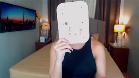 Snapshot of elliecummers chatting on 02-01-25, 02:37 ellie online show from 02-01-25, 02:37