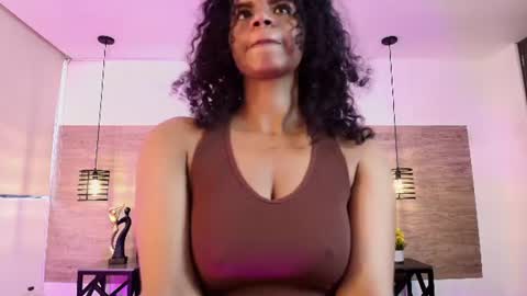 Snapshot of elliee_alves chatting on 07-23-26, 02:48 elliee_alves online show from 07-23-26, 02:48