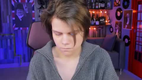 Snapshot of elliemurler chatting on 09-25-25, 09:02 elliemurler online show from 09-25-25, 09:02