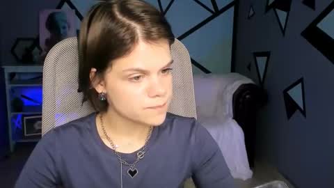 Snapshot of elliemurler chatting on 10-10-25, 09:08 elliemurler online show from 10-10-25, 09:08