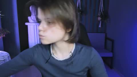 Snapshot of elliemurler chatting on 10-17-25, 09:12 elliemurler online show from 10-17-25, 09:12