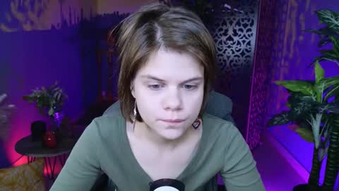 Snapshot of elliemurler chatting on 11-12-25, 09:10 elliemurler online show from 11-12-25, 09:10