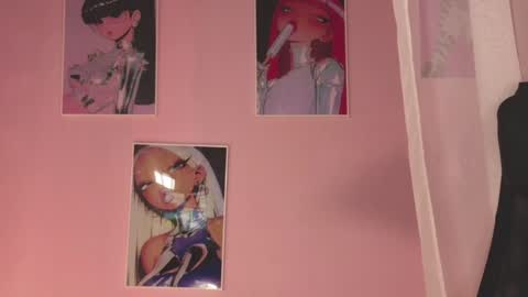 Snapshot of elliephant_ chatting on 01-10-25, 06:28 just Emily online show from 01-10-25, 06:28