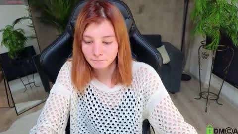 Snapshot of ellinblare chatting on 09-09-25, 09:14 Ellin online show from 09-09-25, 09:14