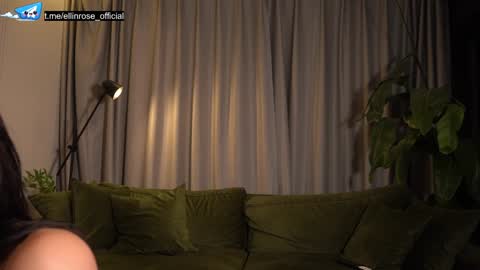Snapshot of ellinrose chatting on 02-28-26, 07:48 Caroline-ellin online show from 02-28-26, 07:48