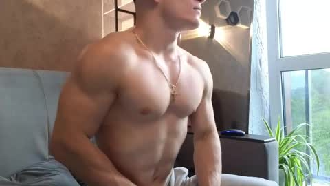 Snapshot of elliot_muscle04 chatting on 04-30-26, 03:29 elliot_muscle04 online show from 04-30-26, 03:29