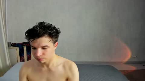 Snapshot of elliot_winki chatting on 07-04-26, 01:12 elliot_winki online show from 07-04-26, 01:12