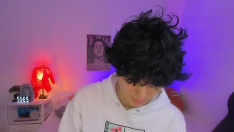 Snapshot of elliotvolkov chatting on 05-29-26, 04:16 elliotvolkov online show from 05-29-26, 04:16