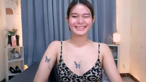 Ellise online show from 06-25-26, 06:01