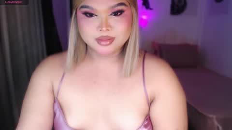 Ellise online show from 06-05-26, 11:54