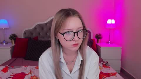 elliup online show from 09-24-25, 10:07