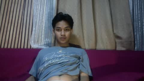 Snapshot of ellorrey chatting on 06-23-26, 04:38 ELLORREY online show from 06-23-26, 04:38